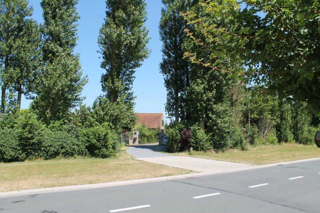 Ateljee Devlaux Bed & Breakfast Veurne Dış mekan fotoğraf